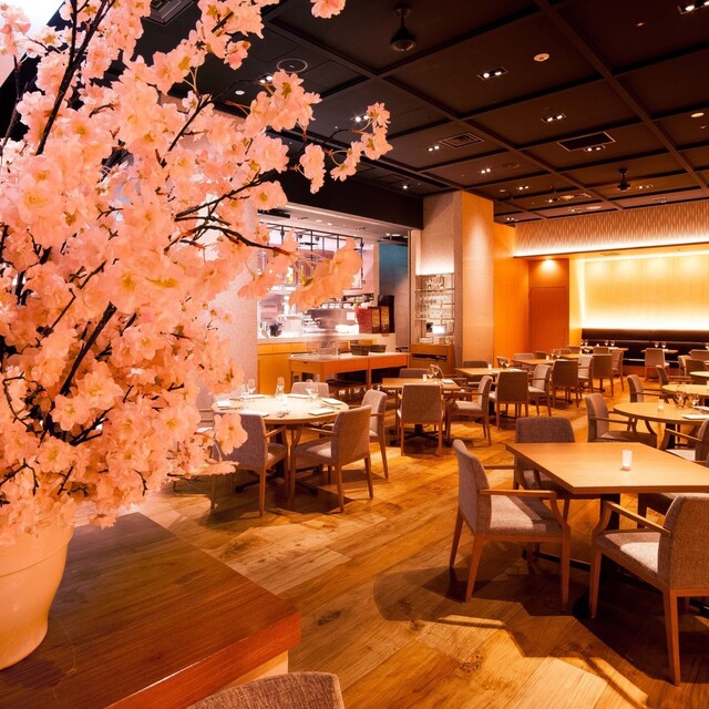 ザ サクラ ダイニング トウキョウ The Sakura Dining Tokyo 西新宿 ダイニングバー ネット予約可 食べログ
