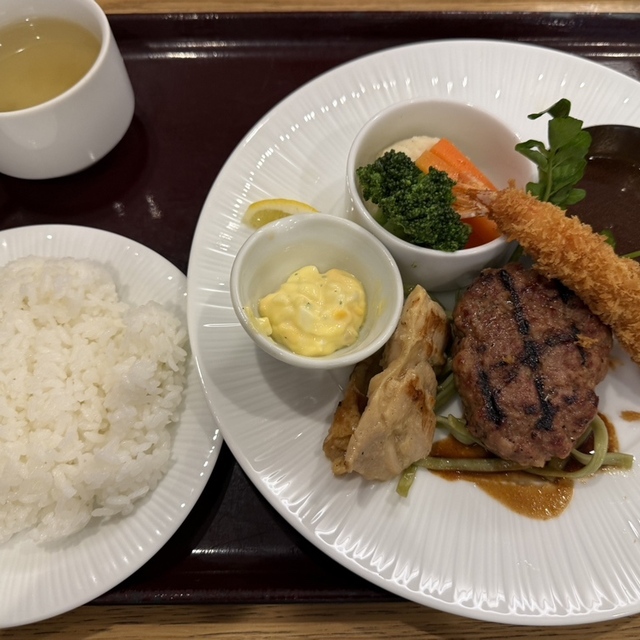 メニュー写真 : カフェ&レストラン キャニーズ - 新宿/レストラン | 食べログ