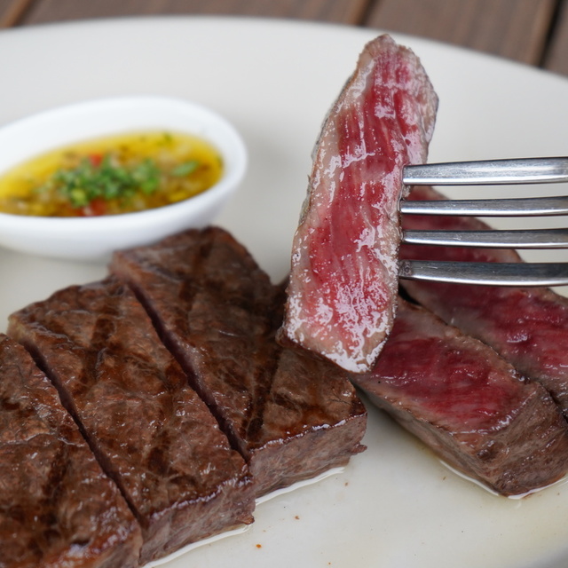 STEAK HOUSE AGED（ステーキハウス エイジド）～イメージ画像１～