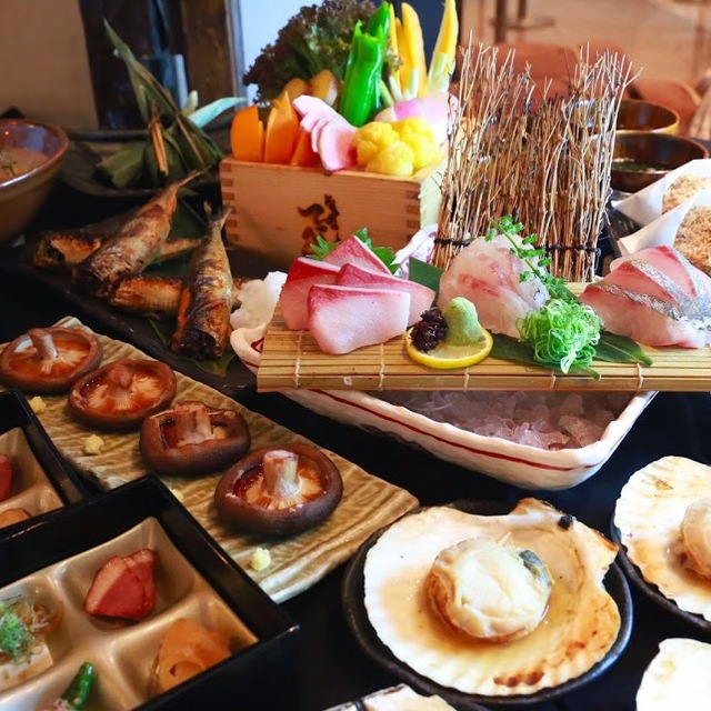 なかめのてっぺん 横浜みなとみらい みなとみらい ろばた焼き 食べログ