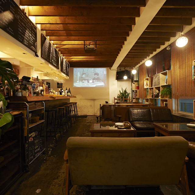 カフェアンドバーアール Cafe Bar R 渋谷 カフェ 食べログ