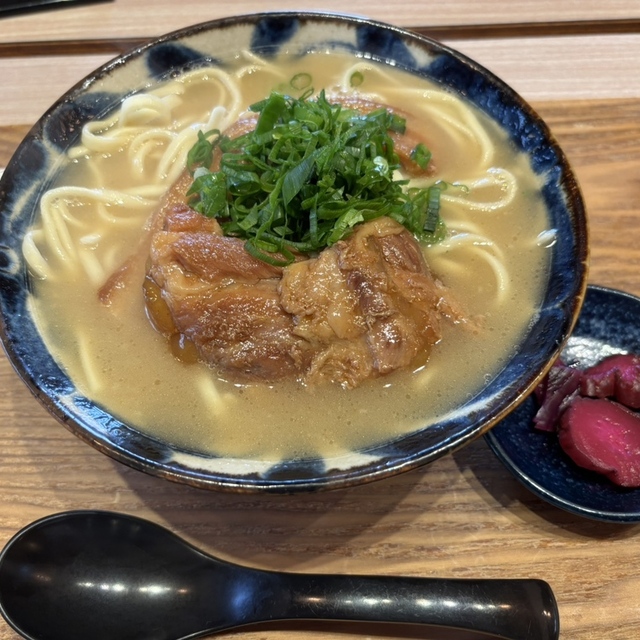 今帰仁いち藤の沖縄そば