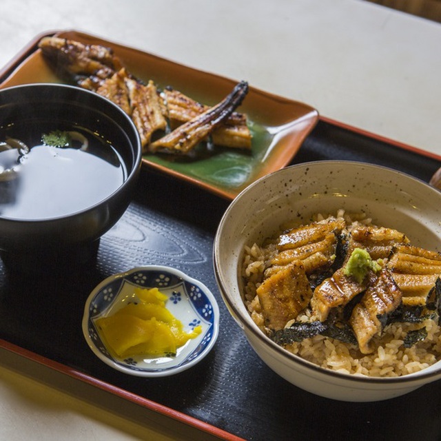 炭焼あなご やま義 (姫路/和食(その他))