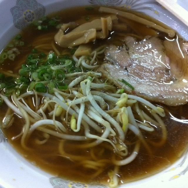 森本のラーメン 桟橋通一丁目 ラーメン 食べログ