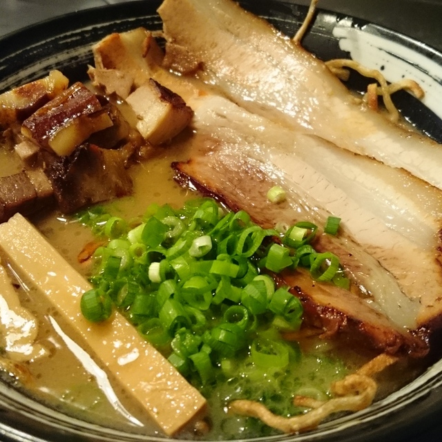 焼麺　劔（つるぎ、剣） - 高田馬場（ラーメン）の写真（食べログが提供するog:image）