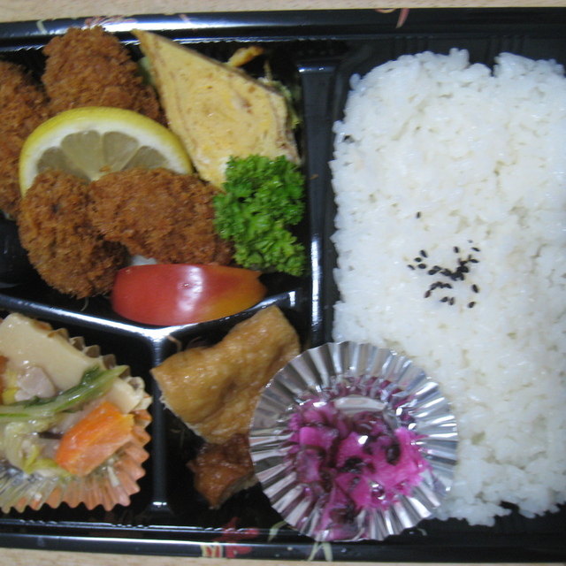 たしろ弁当 - 稲荷町（弁当）の写真（食べログが提供するog:image）