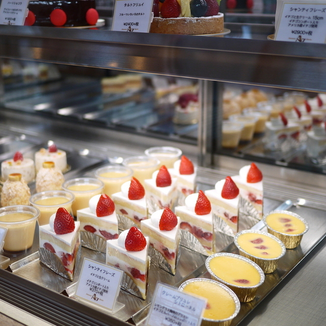 パティスリ グラシエ アセット Patisserie Glacier 西鉄平尾 ケーキ 食べログ