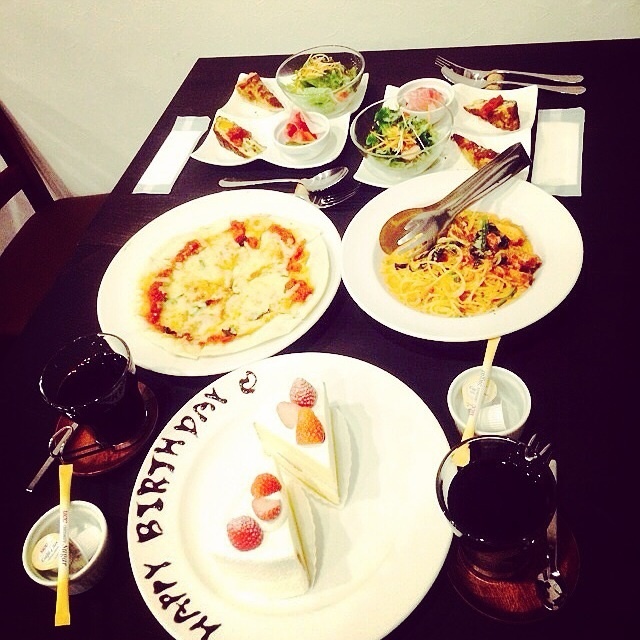 Book Cafe Hazimari ブックカフェ ハジマリ 貿易センター カフェ 食べログ