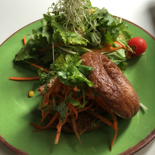 移転 レインボー ローフード 恵比寿 カフェ 食べログ