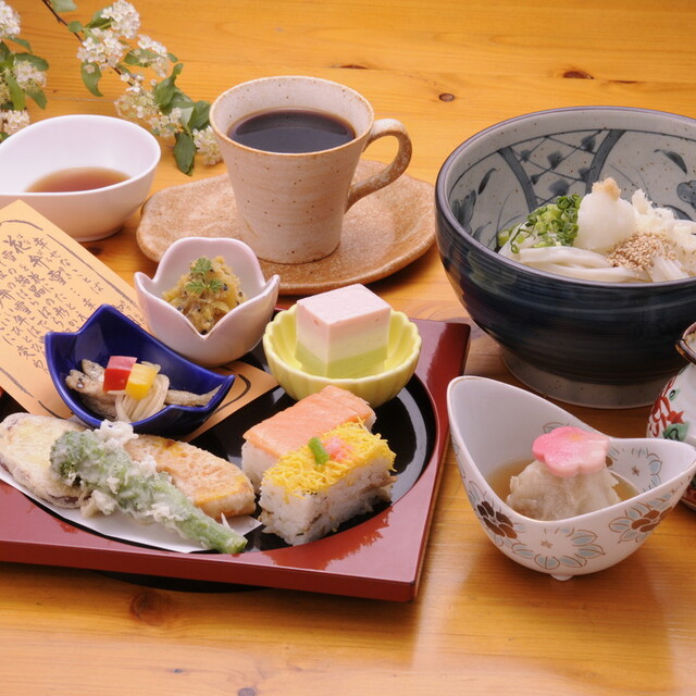 花あかり はなあかり 高砂 うどん 食べログ