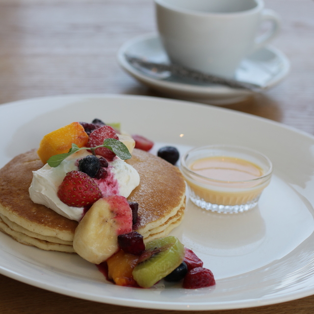 Ron Herman Cafe 逗子マリーナ店 ロンハーマンカフェ 和田塚 カフェ 食べログ