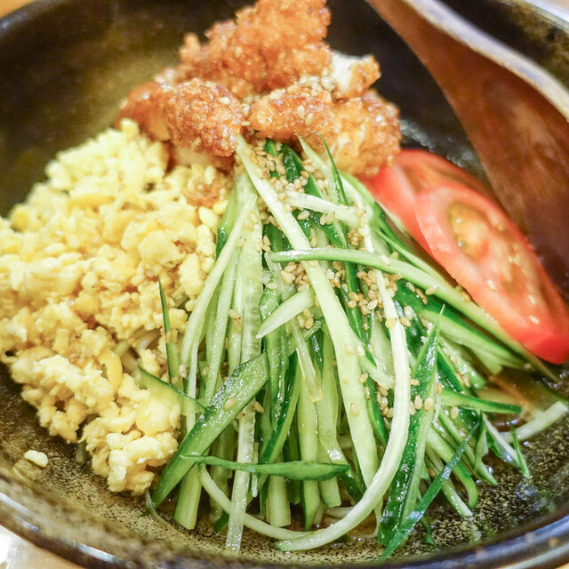 新高揚(しんこうよう) - 新宿(ラーメン)の写真(食べログが提供するog:image)