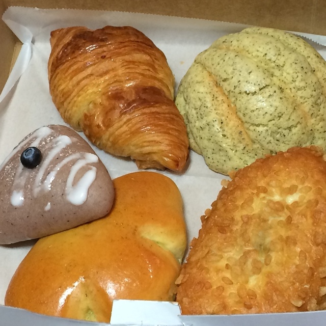 メニュー写真 Bakery & Table Honolulu （ベーカリー・アンド・テーブル） キングストリート/パン・サンドイッチ