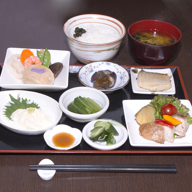 21年版 日光名物の湯葉ランチを食べるならここ 観光愛好家のおすすめ14店 日光東照宮 日光二荒山神社 中禅寺湖周辺などエリア別に厳選 ページ 2 3 アニーお祝い体験マガジン By ギフトモール 21年版 日光名物の湯葉ランチを食べるならここ 観光愛好家のおすすめ14店 日光東照宮 日光二荒山神社 中禅寺湖周辺などエリア別に厳選 ページ 2 3 アニーお祝い体験マガジン By ギフトモール