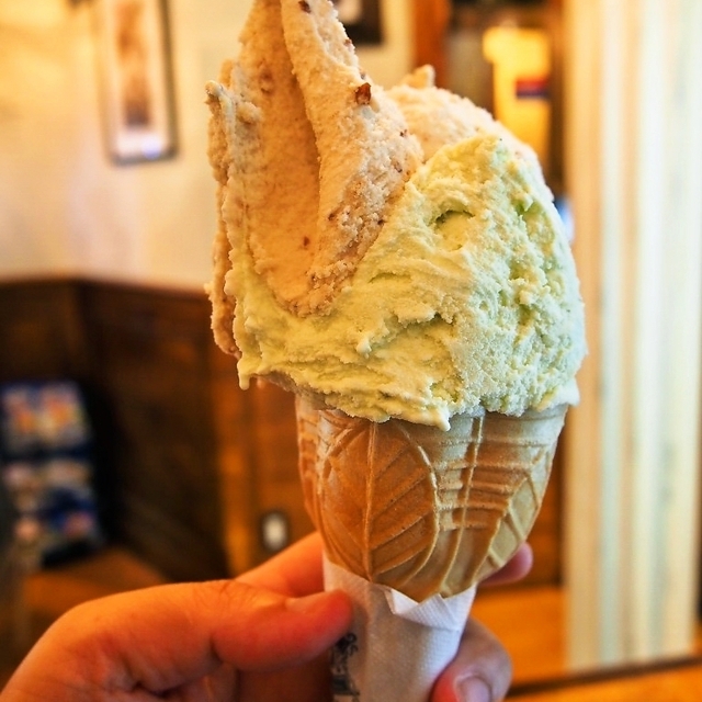 ジェラテリア イタリアーナ ラ ジョストラ Gelateria Italiana 西８丁目 アイスクリーム 食べログ
