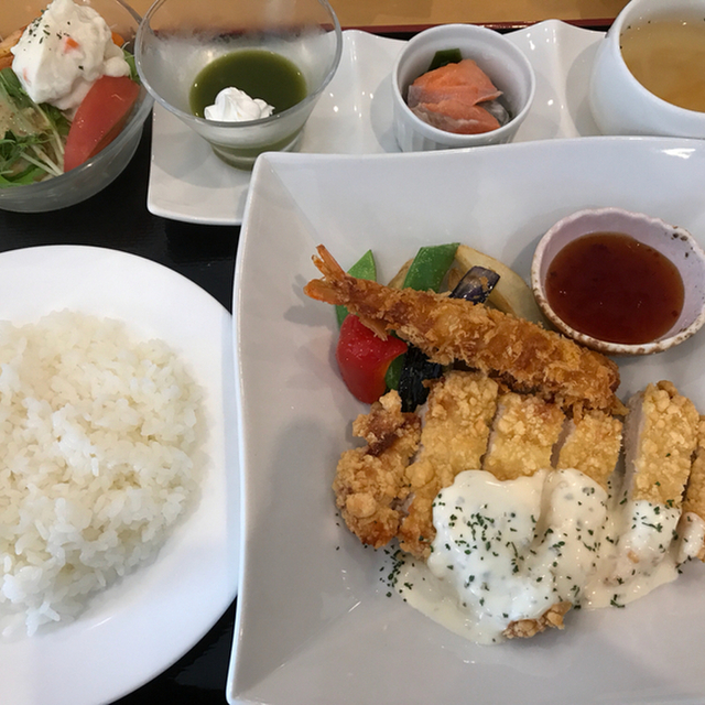 リニューアル レストラン鈴音 北細野 定食 食堂 食べログ