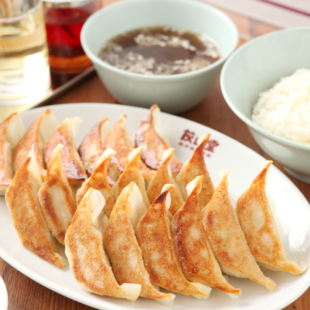 餃子製造直販 餃山堂 町田 餃子 食べログ