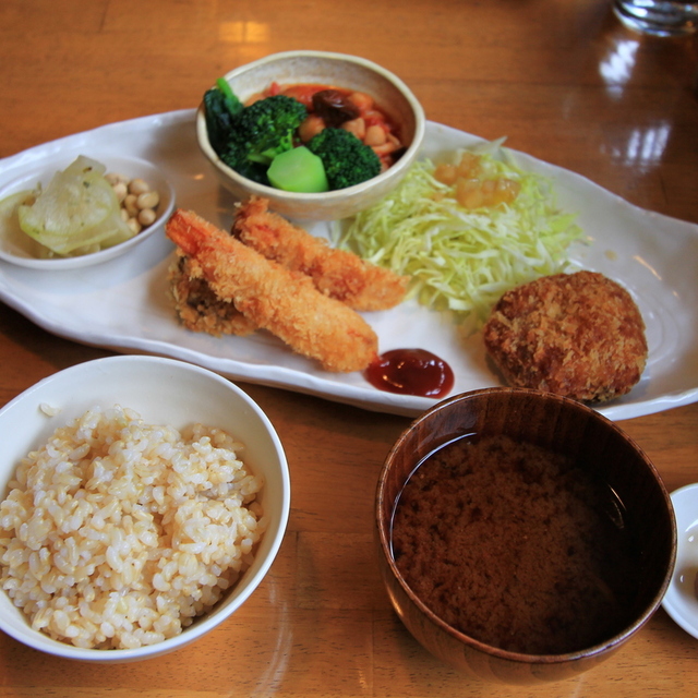 ふくろう 新安城 北安城 宇頭 自然食 カフェ ケーキ ふくろう 新安城 北安城 宇頭 自然食 カフェ ケーキ