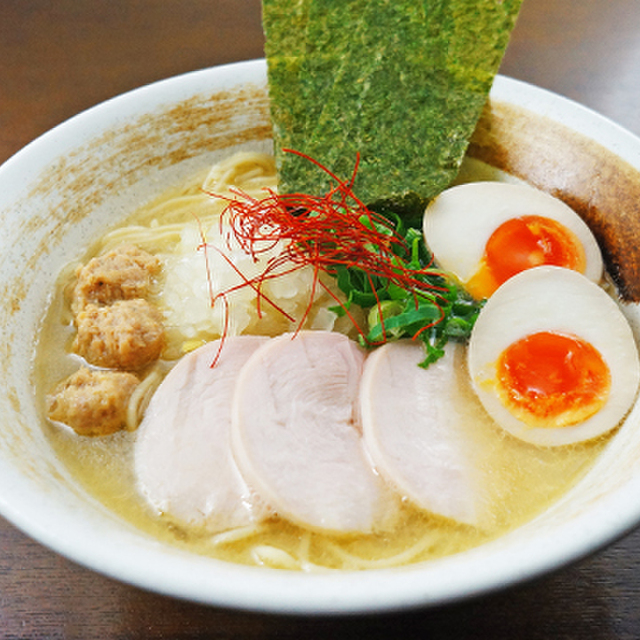 鶏白湯 中華そば 鶏革命 八幡総本店 (今池/ラーメン)