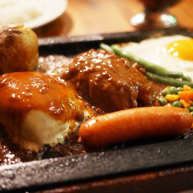 ゴールドラッシュ 本店 - 渋谷(ハンバーグ)の写真(食べログが提供するog:image)