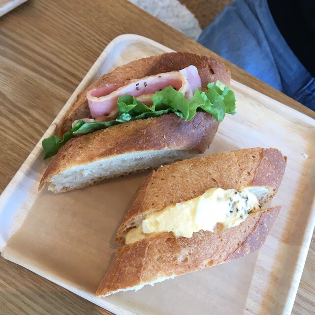 bakery&coffee sora no kujira （ベーカリーアンドコーヒー ソラノクジラ） 富良野/パン [食べログ]