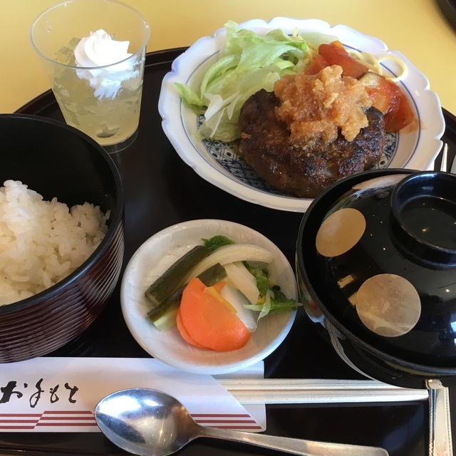 サロン 燦（サン） - 神保町（喫茶店）の写真（食べログが提供するog:image）