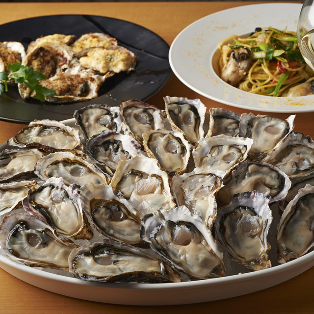 1日3組限定 牡蠣食べ放題 2 5h飲み放題付き大満足6600円コース 牡蠣フライ 焼き牡蠣 蒸し牡蠣 牡蠣グラタン 牡蠣のガーリックバター焼きが 食べ放題 パスタと生牡蠣もついてます F Parade Life 目黒 オイスターバー 食べログ