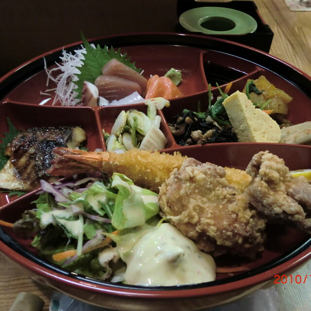 ランチメニュー 移転 田吾作 長浜 居酒屋 食べログ
