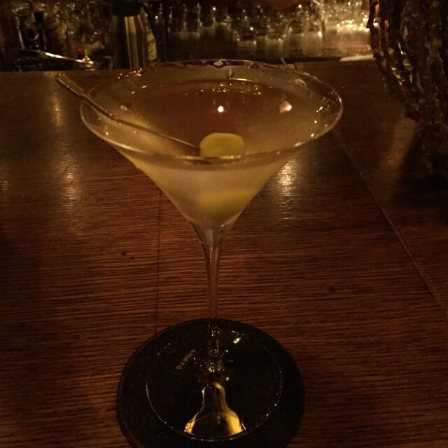 バー スリーマティーニ （BAR THREE MARTINI） 石川町/バー [食べログ]