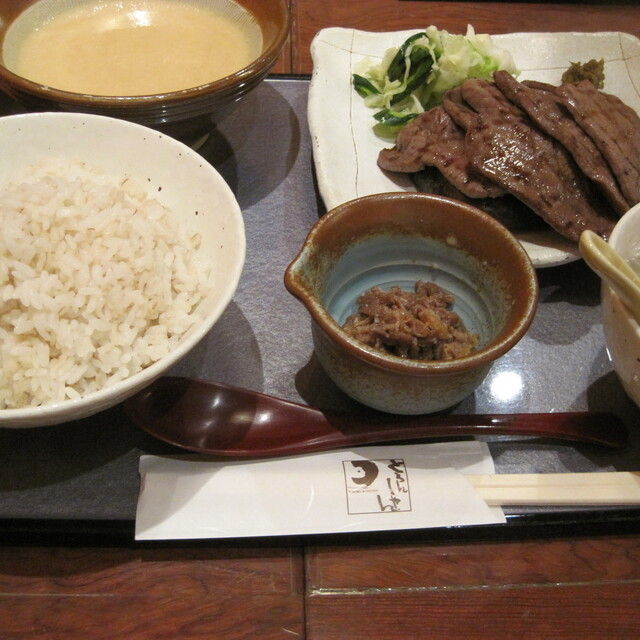 とろんしゃん プレナ幕張店 - 海浜幕張（牛タン）の写真（食べログが提供するog:image）