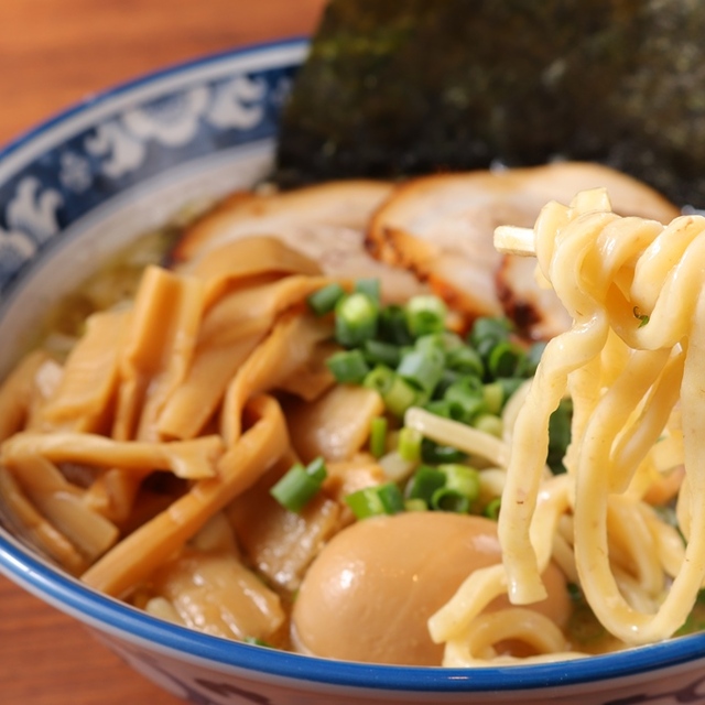 麺うら裏 - 代々木公園（ラーメン）の写真（食べログが提供するog:image）