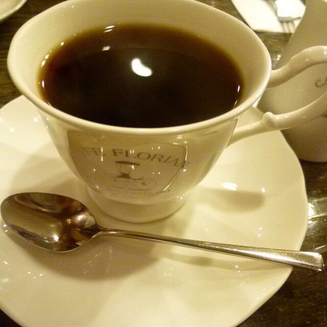 CAFE FLORIAN（カフェ・フロリアン） - 四ツ橋（喫茶店）の写真（食べログが提供するog:image）