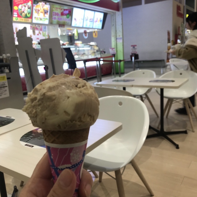 サーティワンアイスクリーム イオンモール浦和美園店