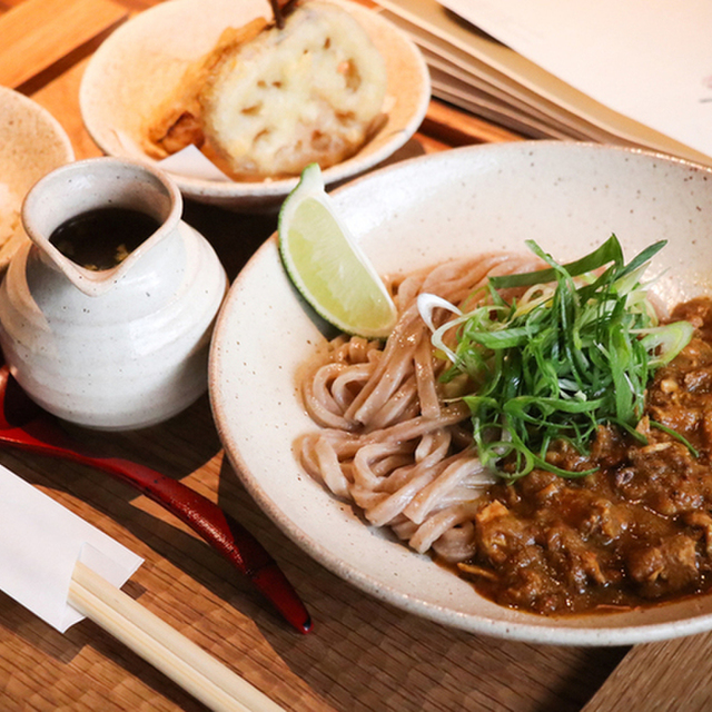京都四条くをん 烏丸 カレーうどん 食べログ