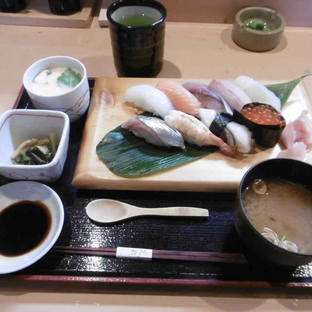 季節料理　光哉 (松永/寿司)