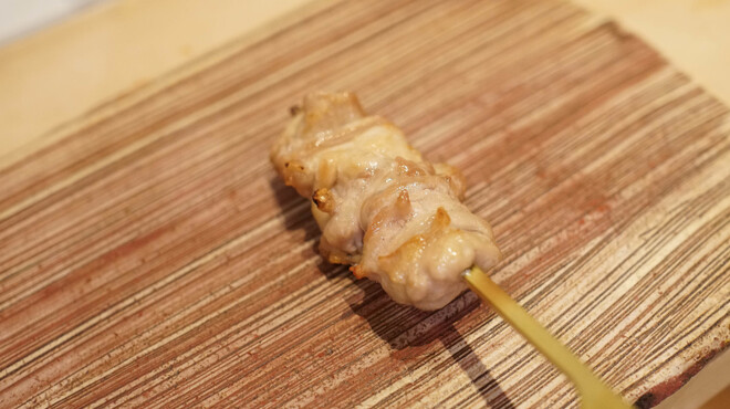 焼き鳥 平良 - 料理写真:せせり