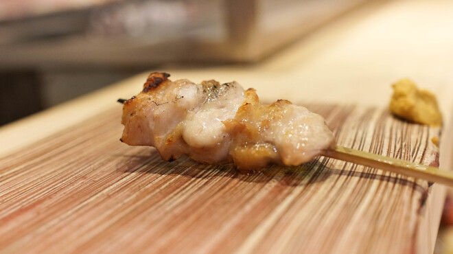 焼き鳥 平良 - 料理写真:ふりそで