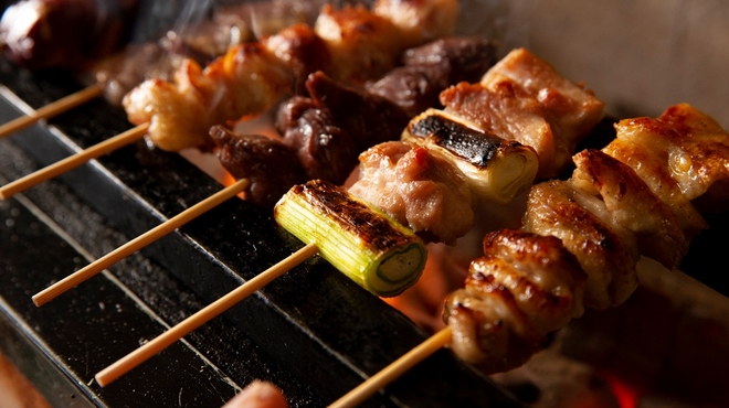 ワインと日本酒 炭火串焼バル 源治 - メイン写真: