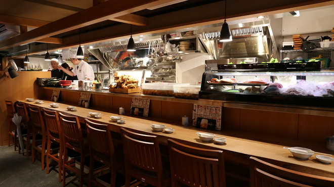 魚金 - メイン写真: