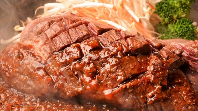 メガインディアンズ ステーキハウス - メイン写真: