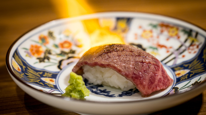 牛肉卸問屋直営　焼肉ホルモン酒場　oto-kichi - メイン写真: