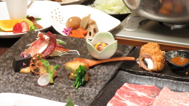 平田牧場 極 KITTE丸の内店(きわみ) - 東京(しゃぶしゃぶ)の写真1