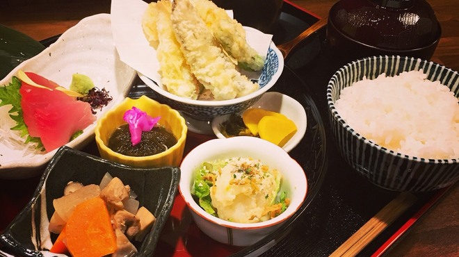 旬菜の味わい がら里 - メイン写真: