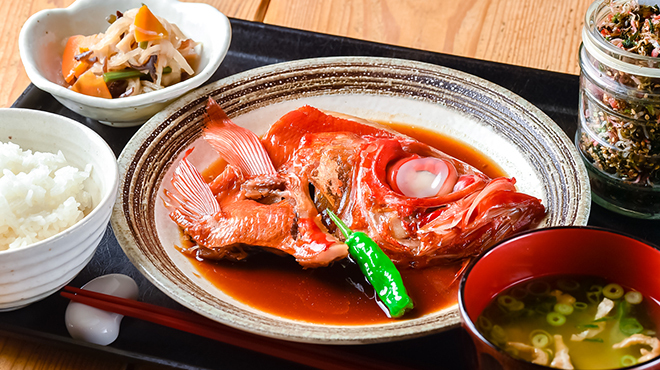 梅山鉄平食堂 - メイン写真:煮魚定食