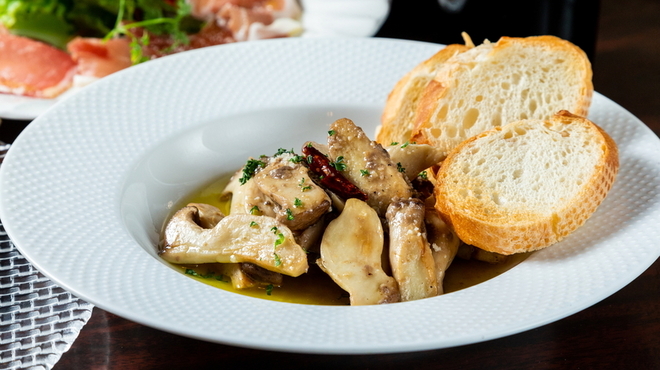 酒菜酒房　下丸子一休 - 料理写真:エリンギのアンチョビバターソテー