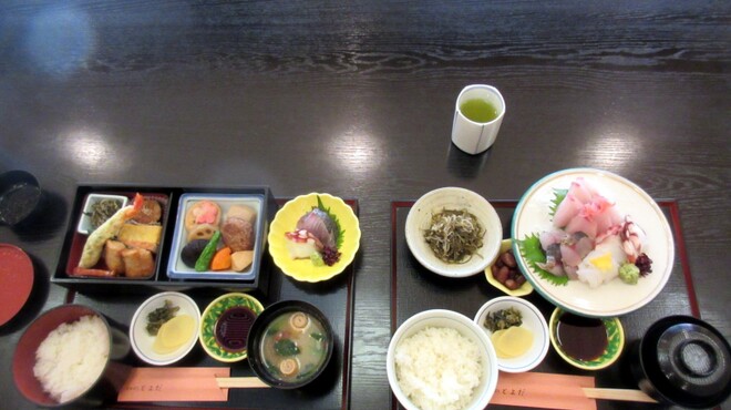 割烹 とよだ - 料理写真:両膳