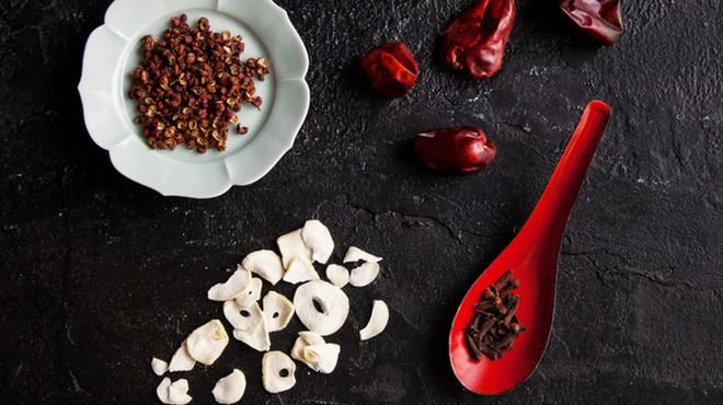 薬膳火鍋OSHIDORI - メイン写真: