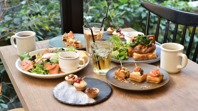 Cafe,Bar＆Deli by NODE UEHARA