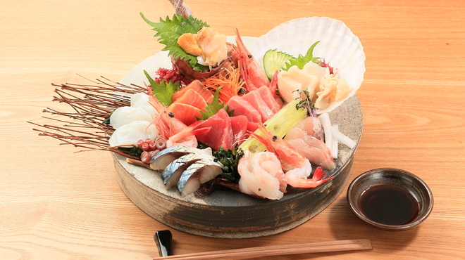 北海道朝市 ホッカイドウアサイチ 狸小路 魚介料理 海鮮料理 ネット予約可 食べログ