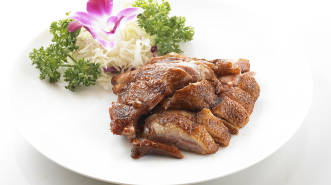 川菜館 - 料理写真:スモークダック_お茶風味